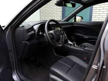 Lexus LBX
